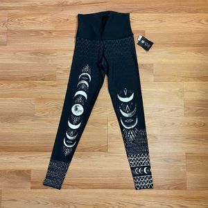 Onzie Las Lunas High Rise Legging